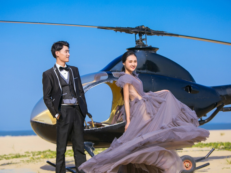 价值近600万的罗宾逊R44开始空中飞播造林